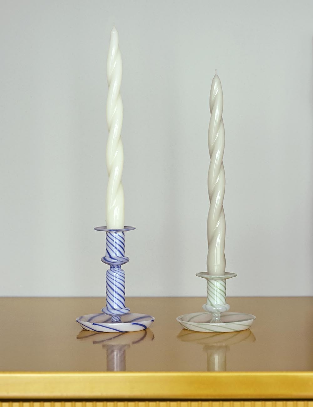 FLARE CANDLEHOLDER MILK