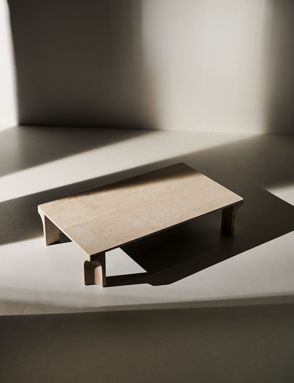 DORIC COFFE TABLE 80