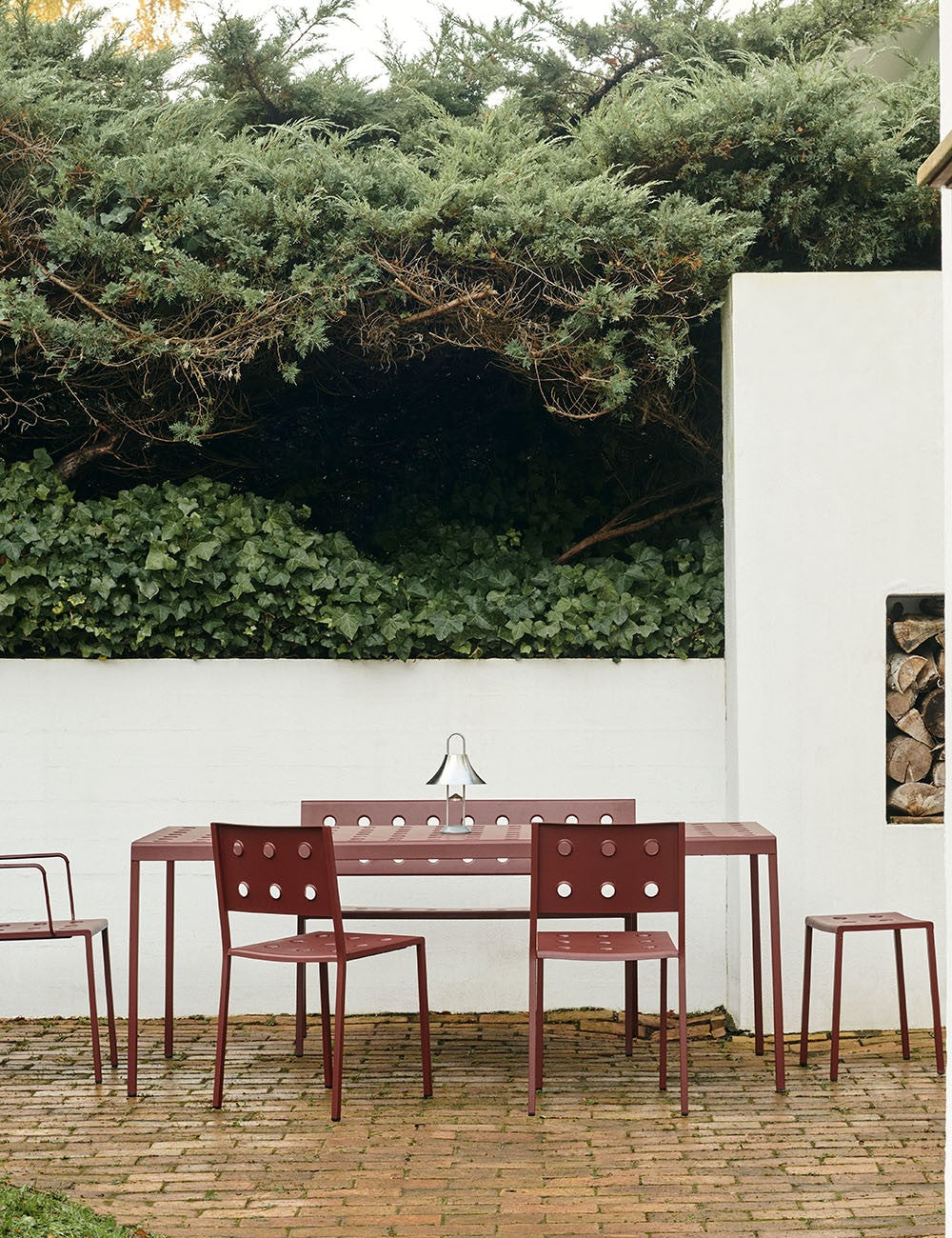 balcony dining bench