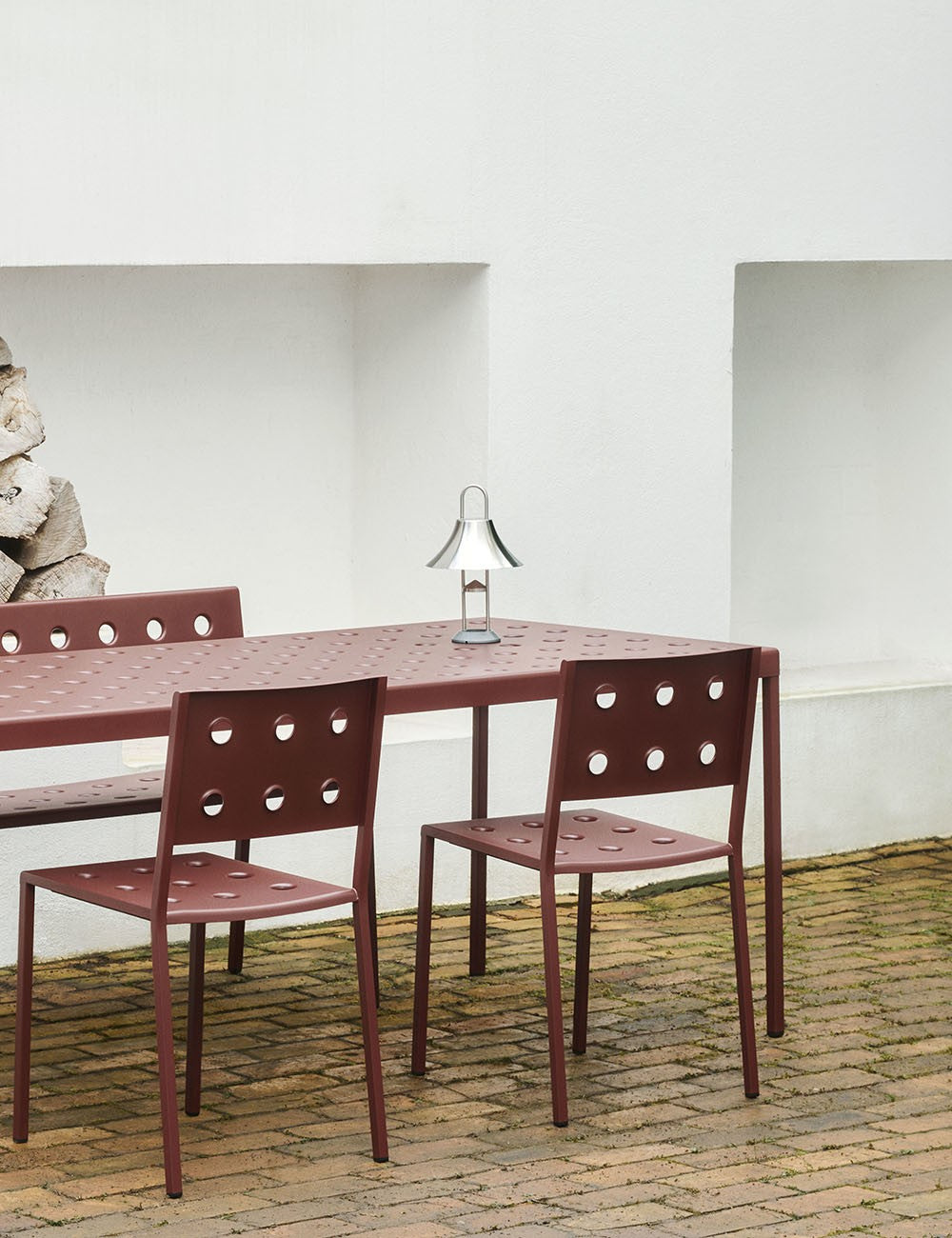 balcony dining bench