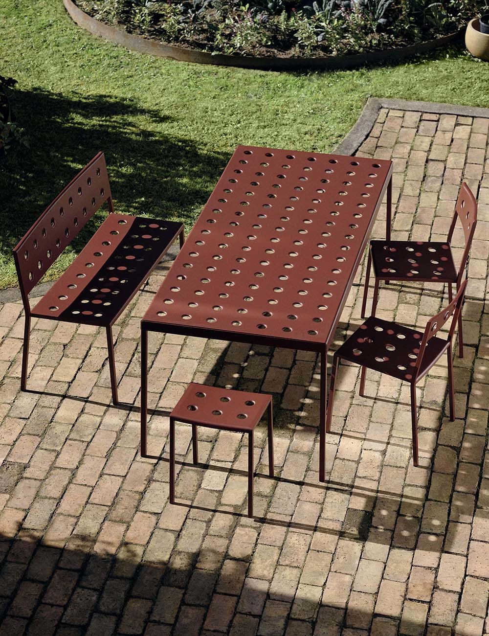 balcony dining bench