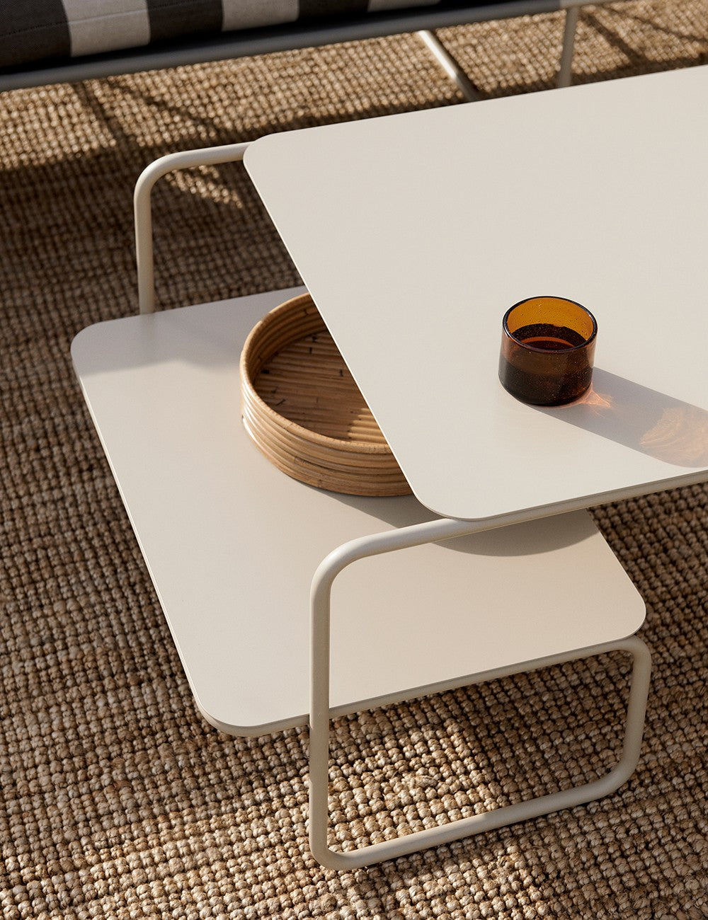 LEVEL COFFE TABLE