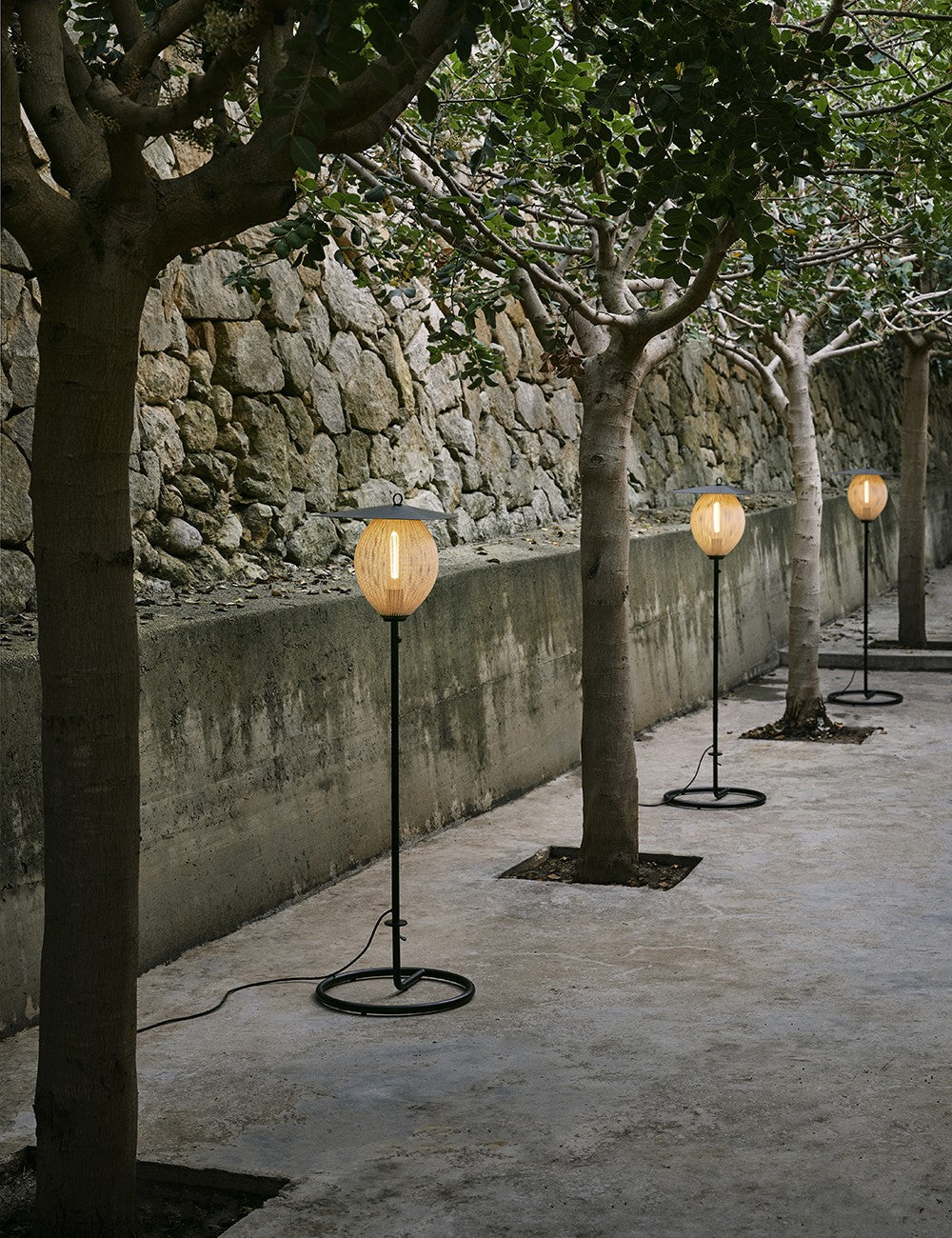 lampadaire satellite