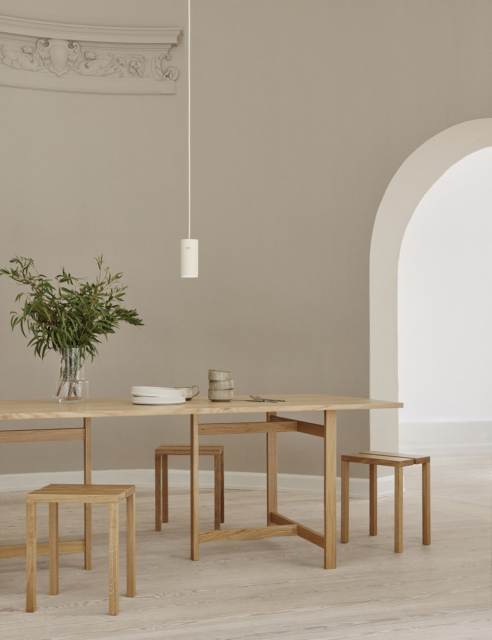 RECTANGULAR DINING TABLE 220