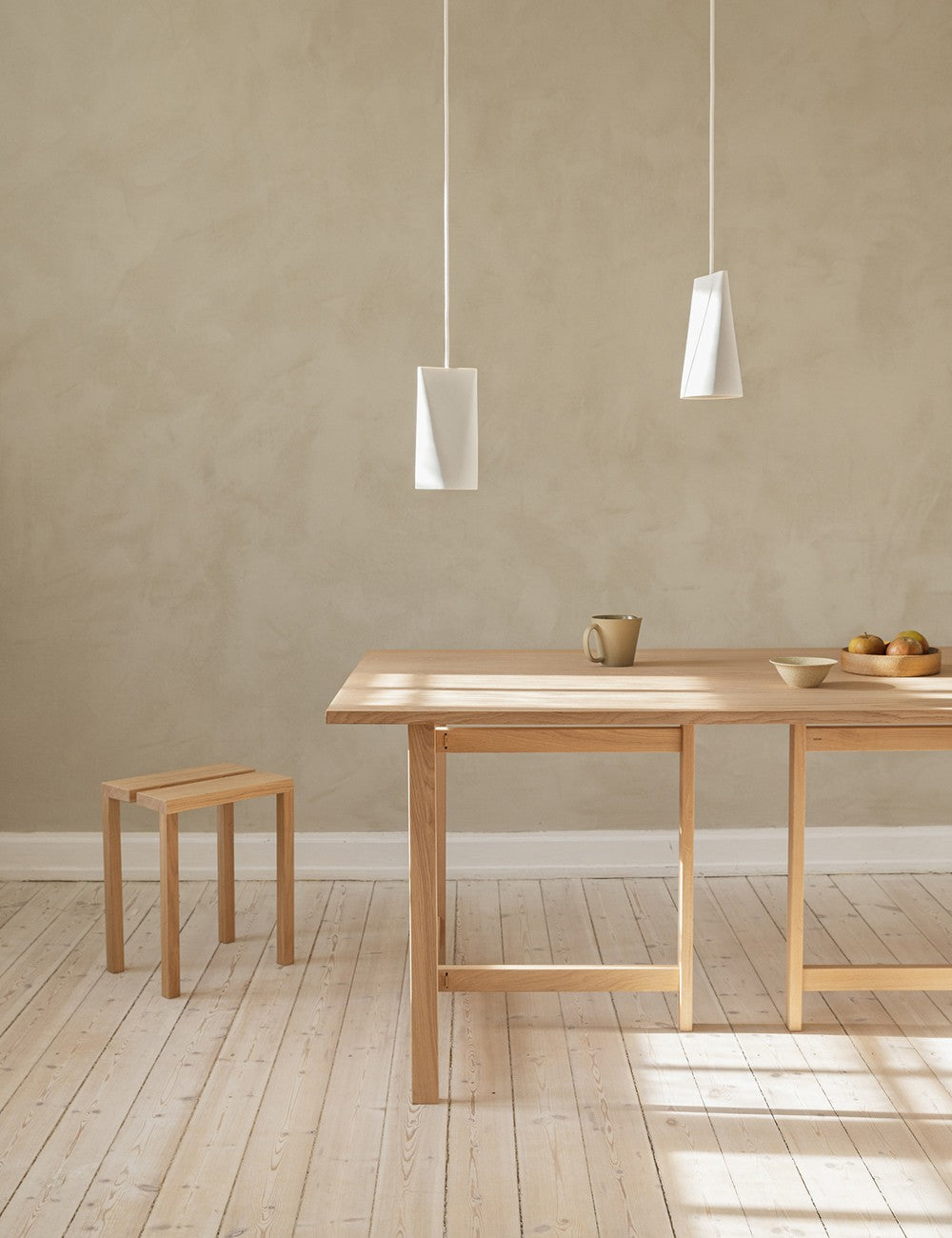 tabouret à chevilles