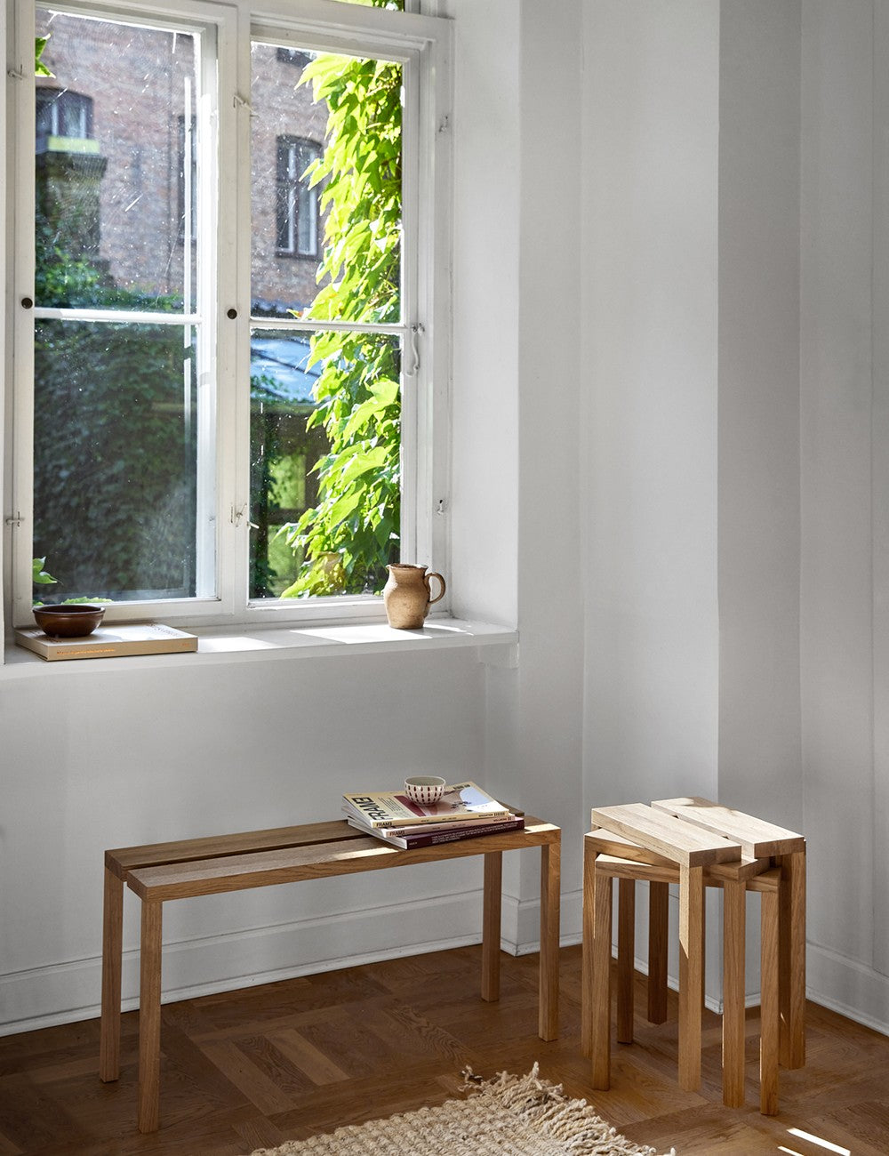 tabouret à chevilles