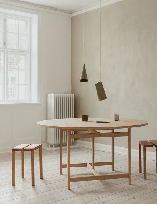 round dining table 140