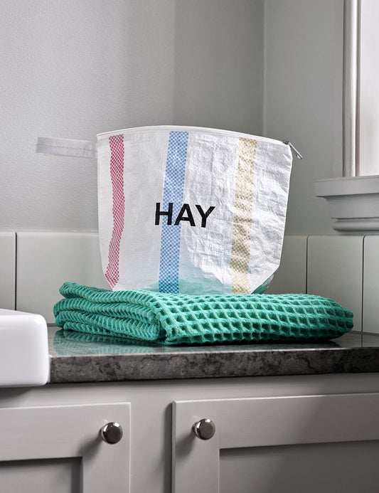 candy stripe wash bag m