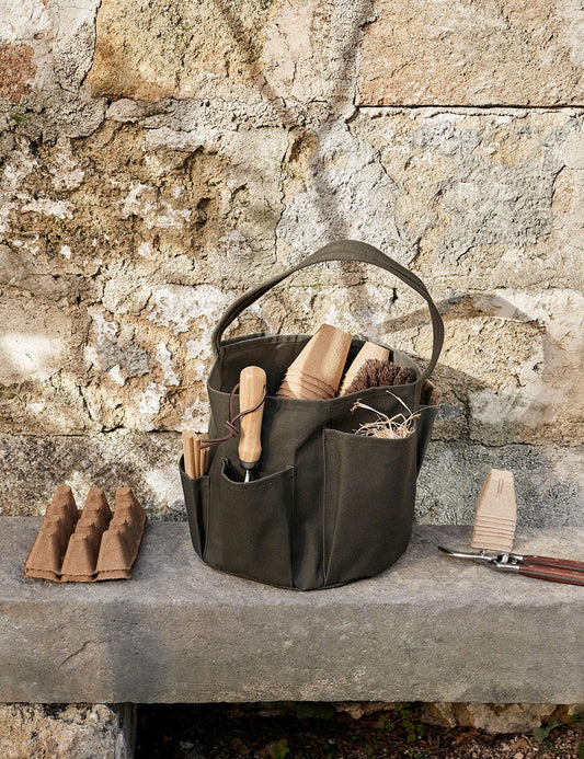 BARK GARDEN BUCKET BAG