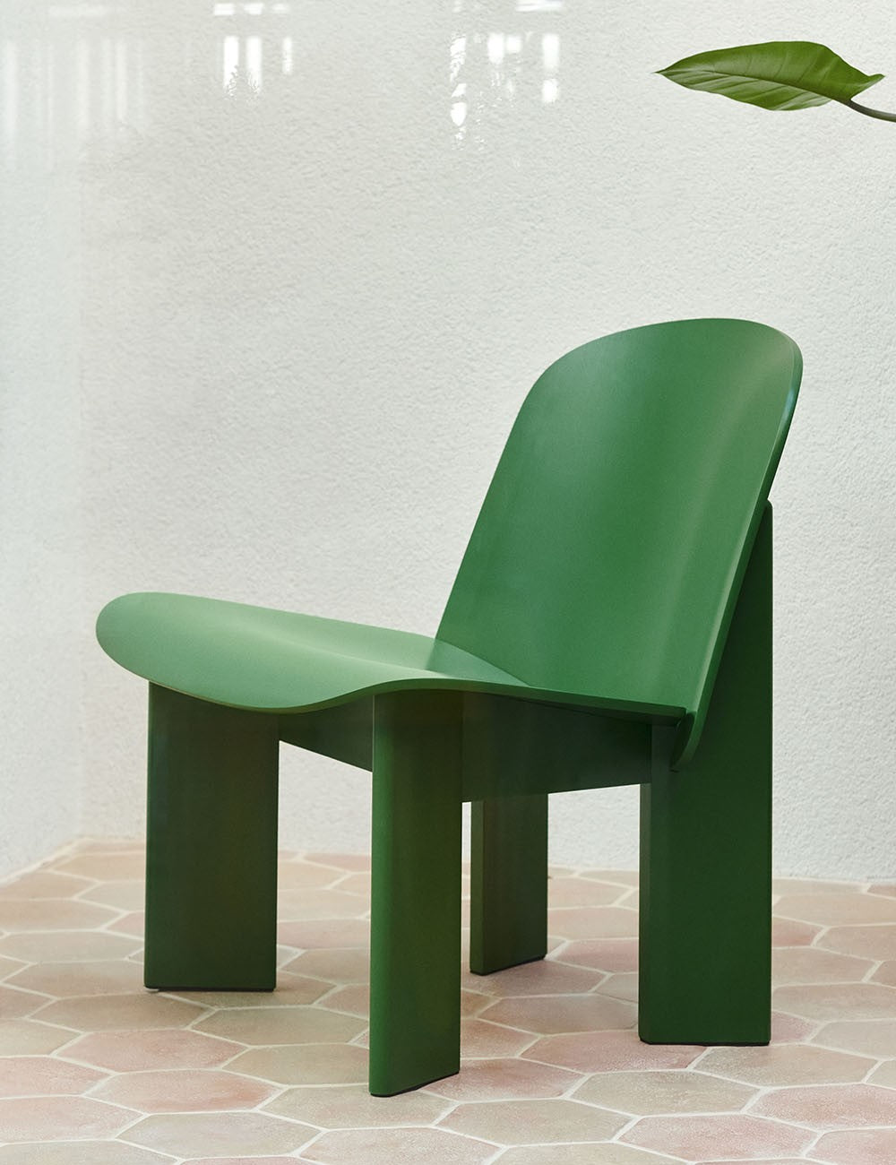 CHISEL LOUNGE CHAIR