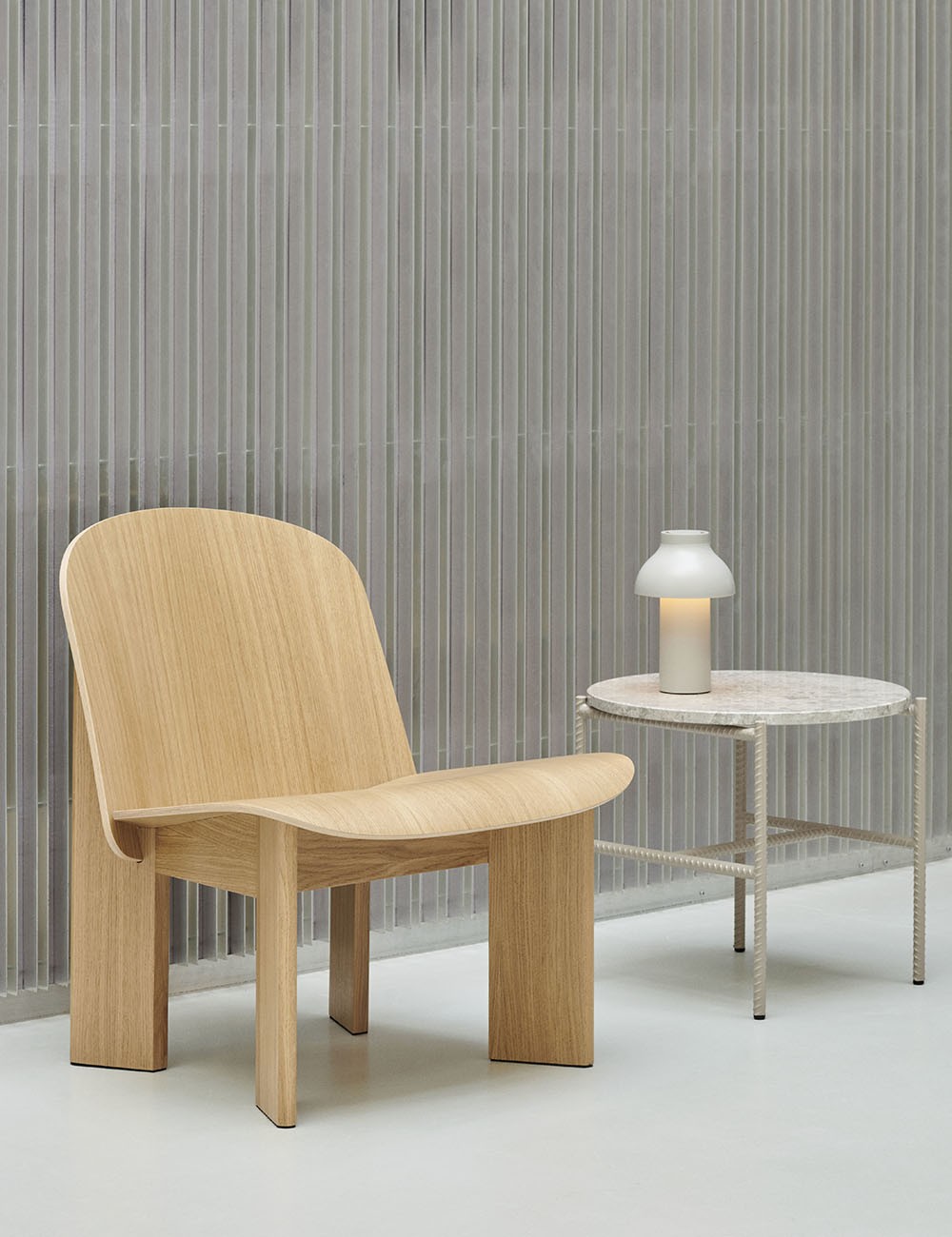 Chisel lounge chair