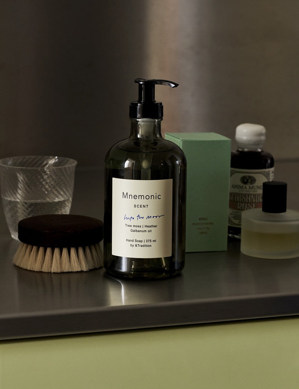 into the moor hand lotion