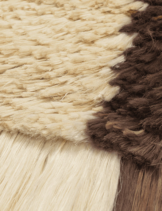 EDGE WALL RUG