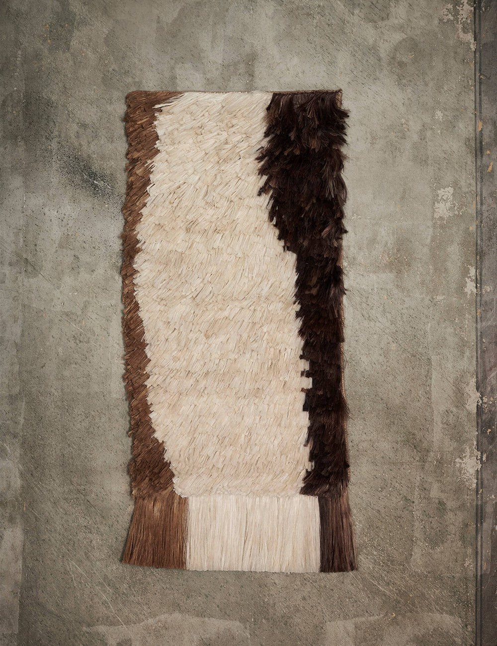 edge wall rug