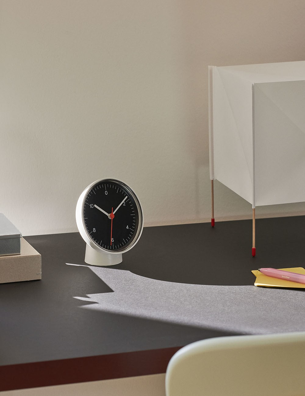 table clock