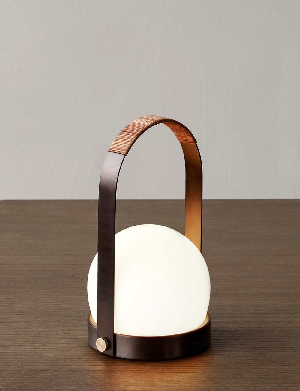 carrie lamp brass