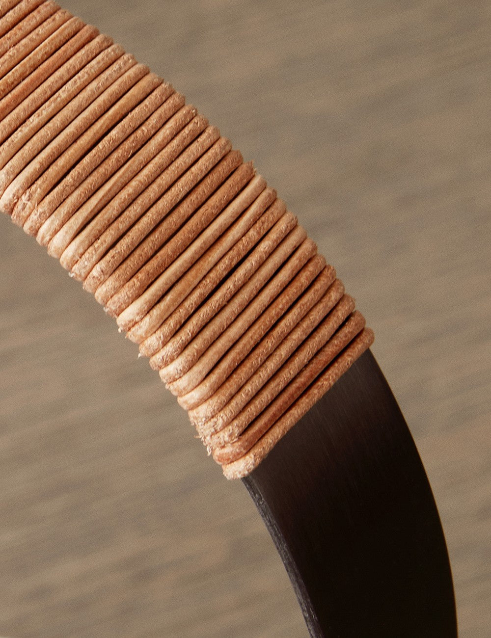 Lámpara portátil Carrie Brass