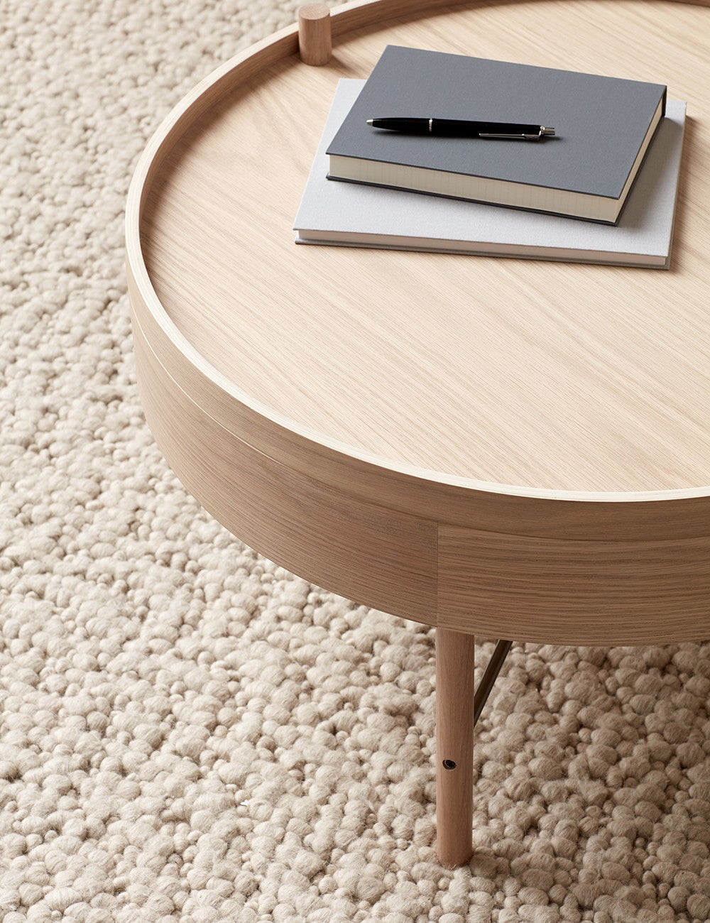 Turning Lounge Table