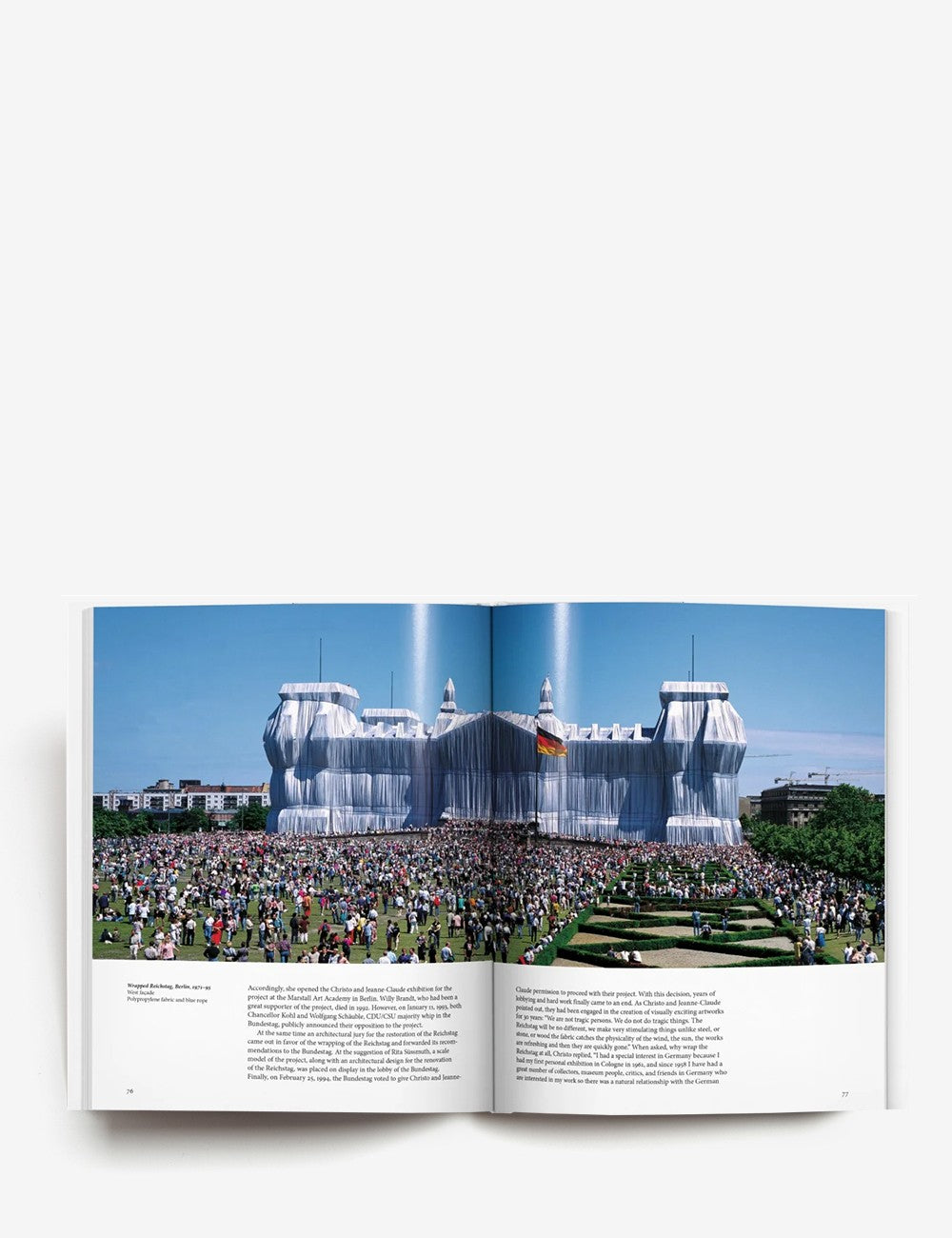 CHRISTO JEANNE-CLAUDE