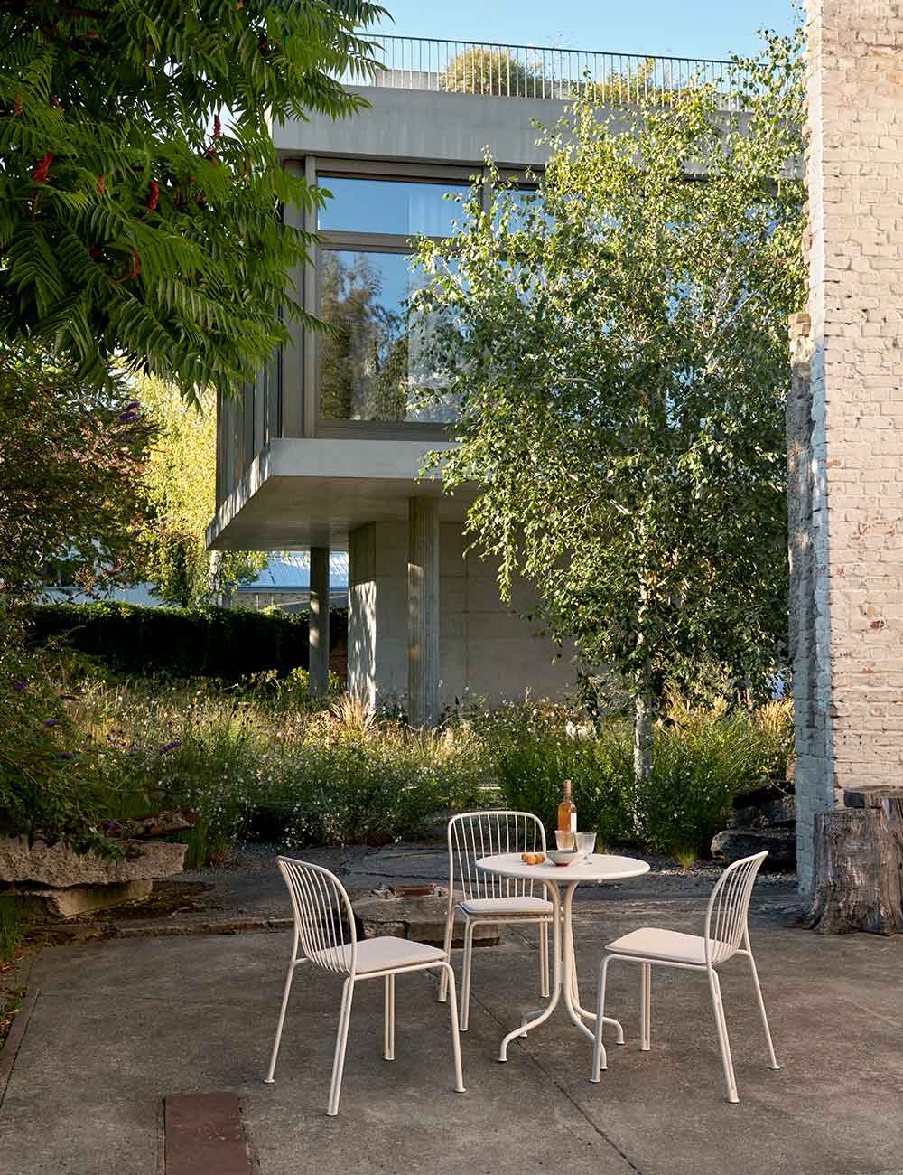 THORVALD SC94 SIDE CHAIR