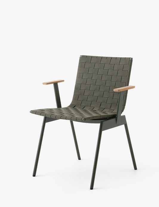 VILLE AV34 ARMCHAIR