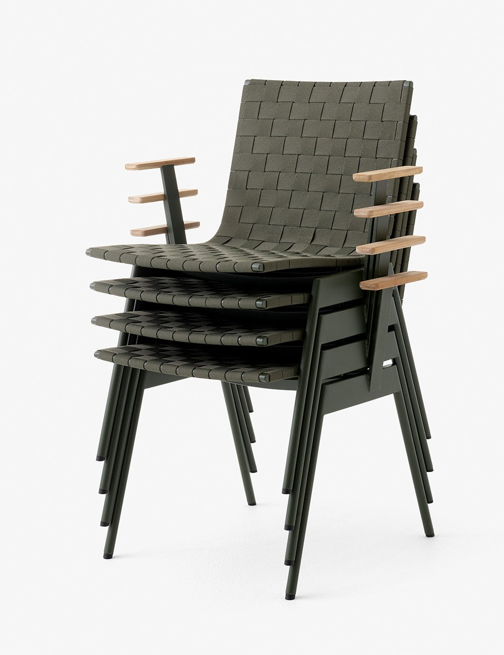VILLE AV34 ARMCHAIR