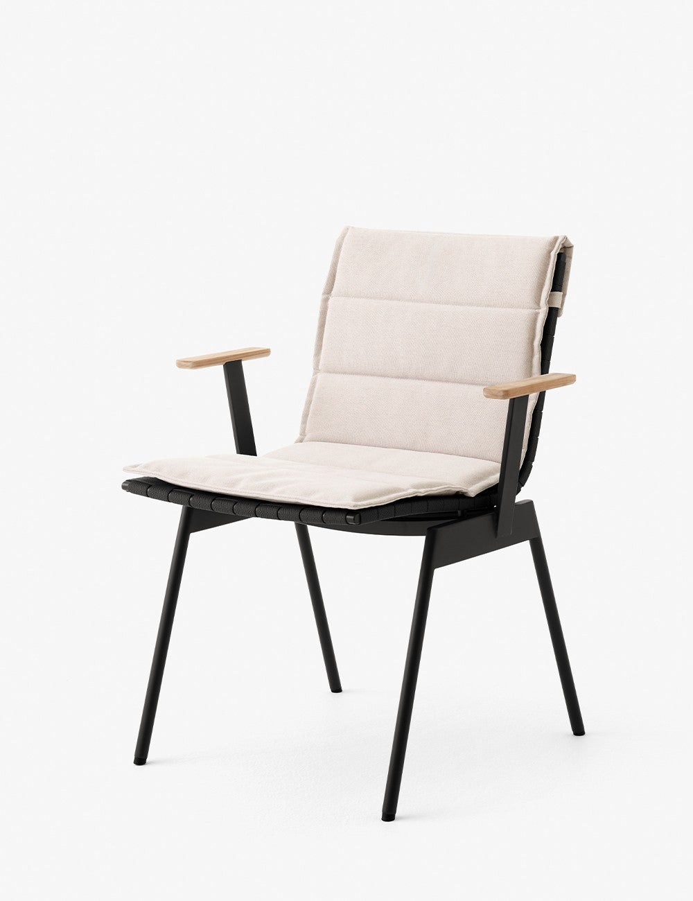 VILLE AV34 ARMCHAIR