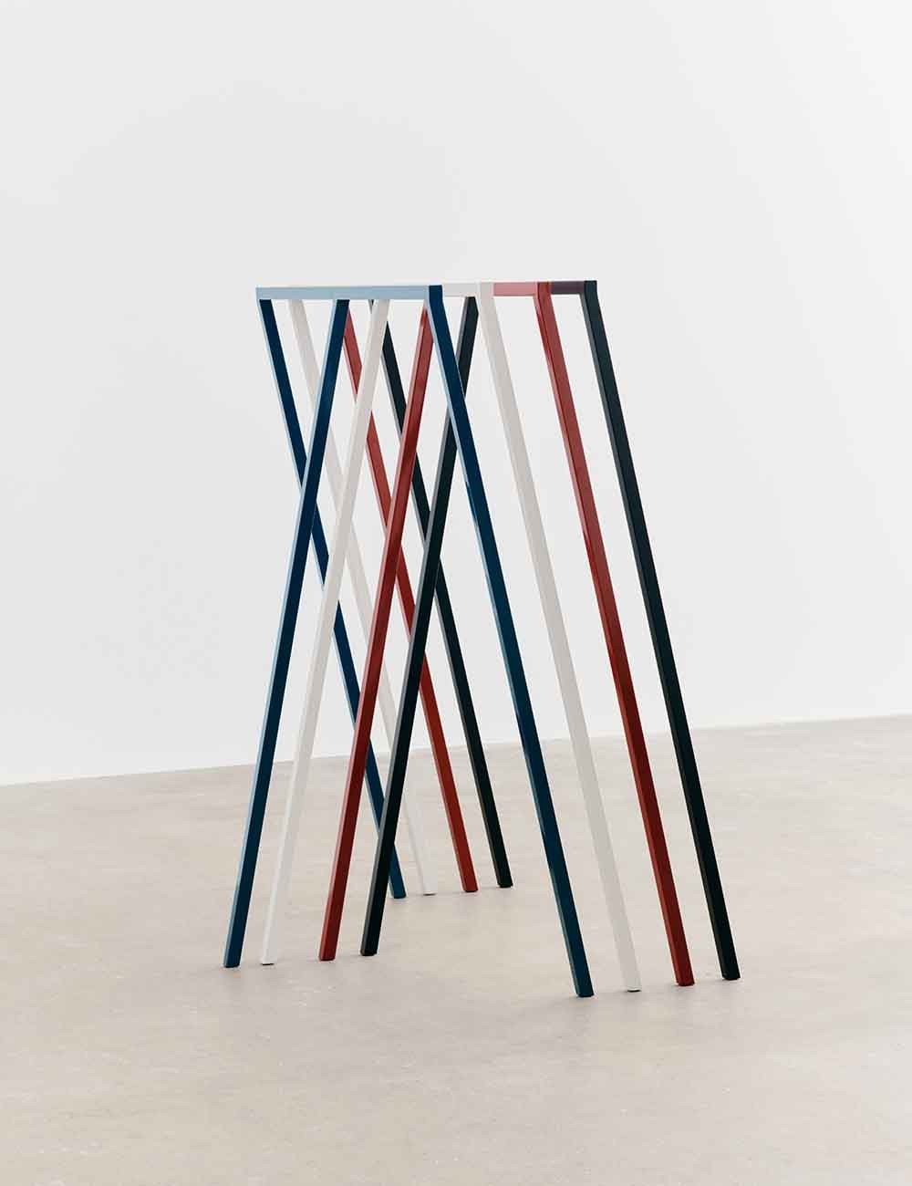 armadio con supporto ad anello