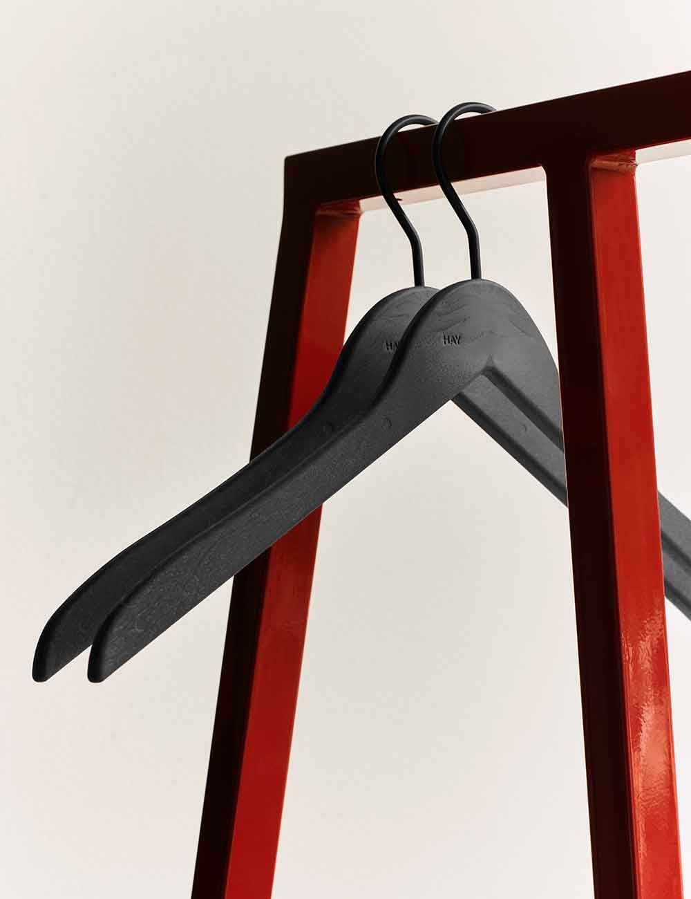 armadio con supporto ad anello