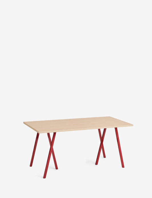 loop stand table 160
