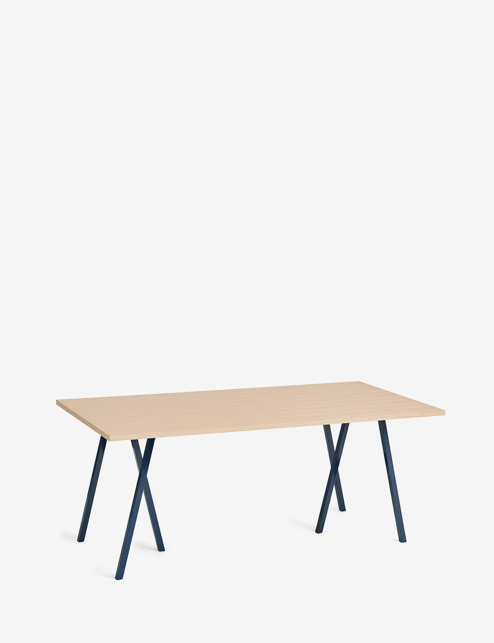 loop stand table 180