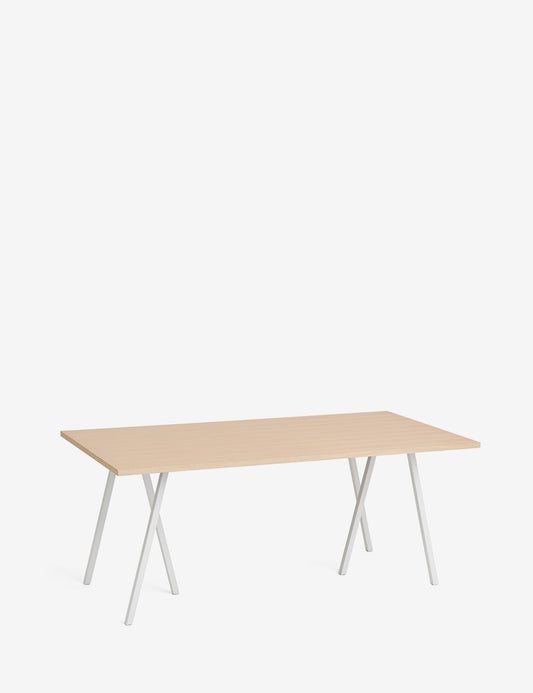 loop stand table 180