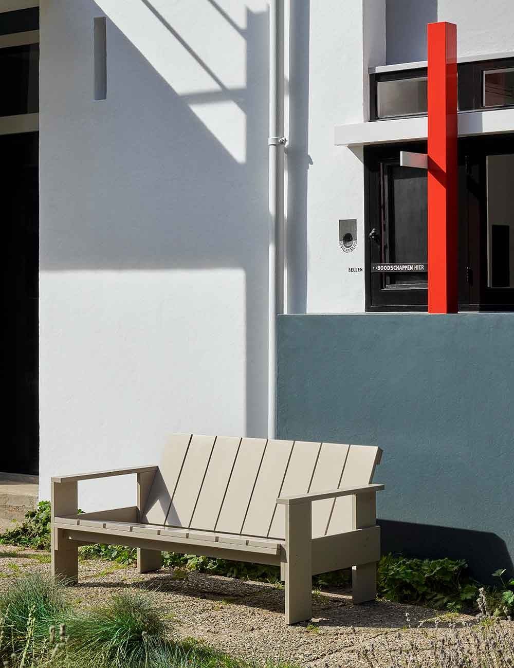 CRATE LOUNGE SOFA