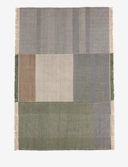 tres outdoor rug