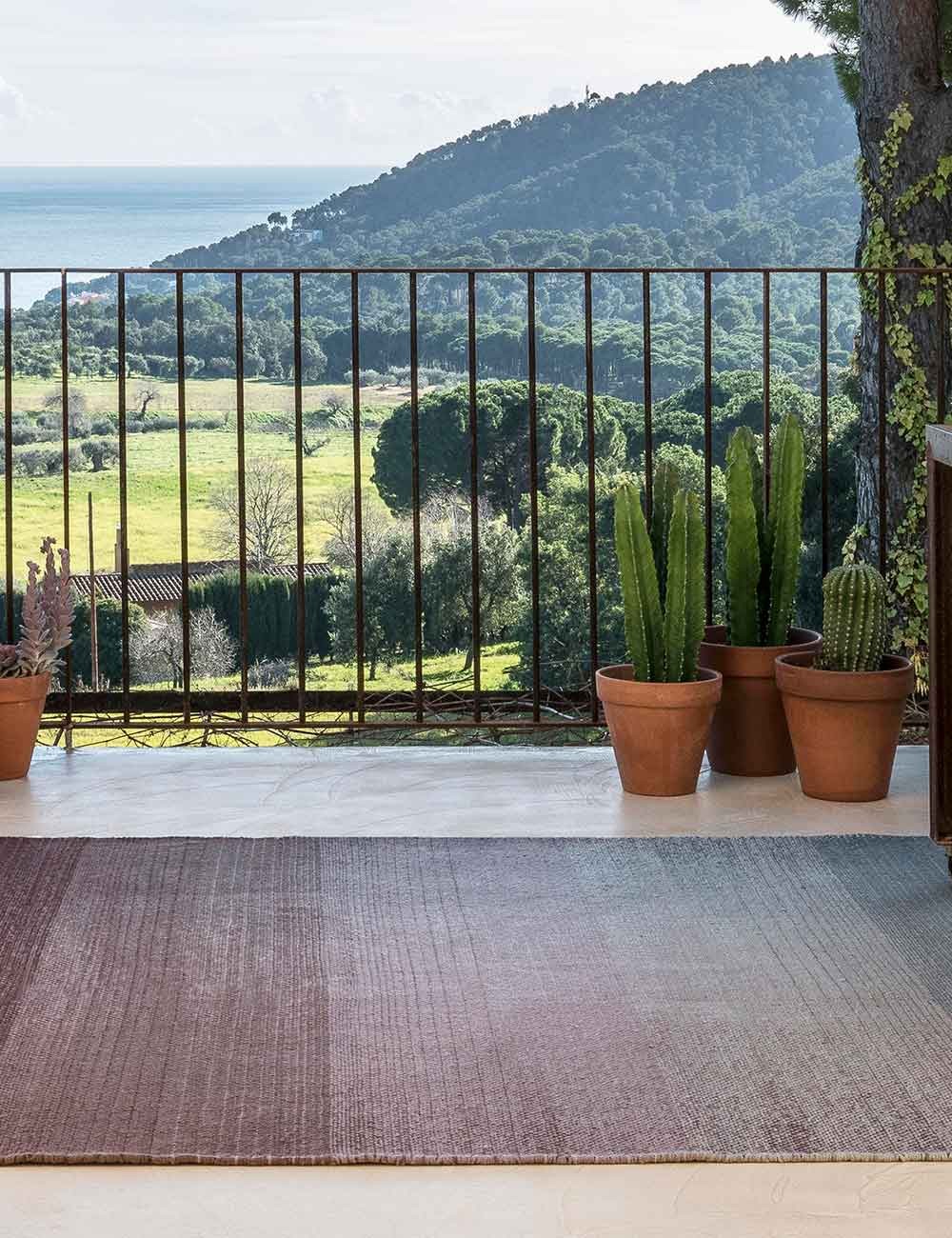 SHADE OUTDOOR POUF