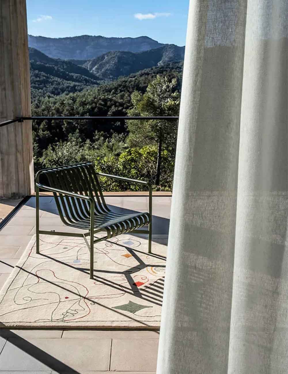 silhouette outdoor rug