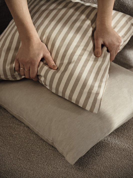 STRAND OUTDOOR CUSHION SAND