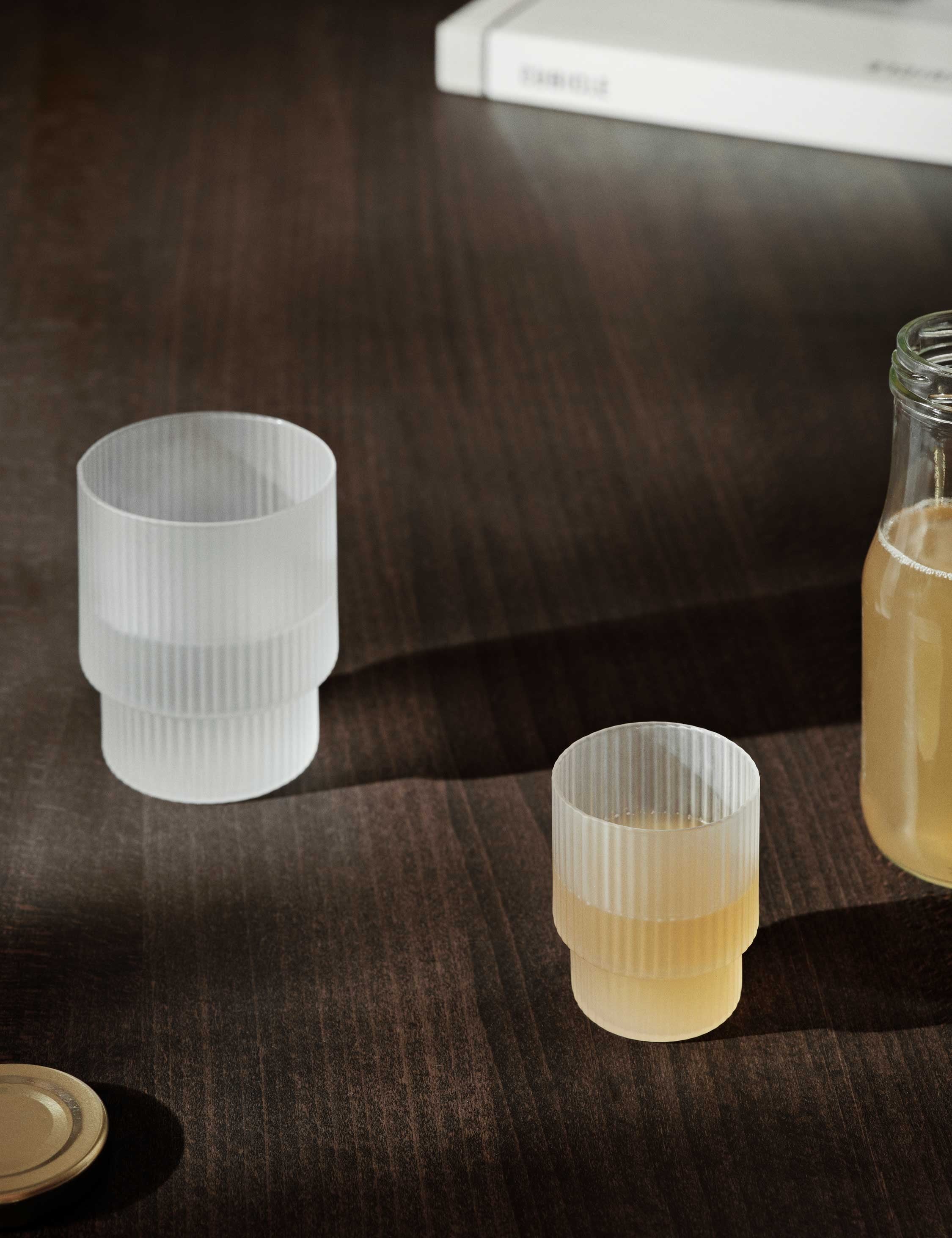 lot de 4 petites tasses ondulées