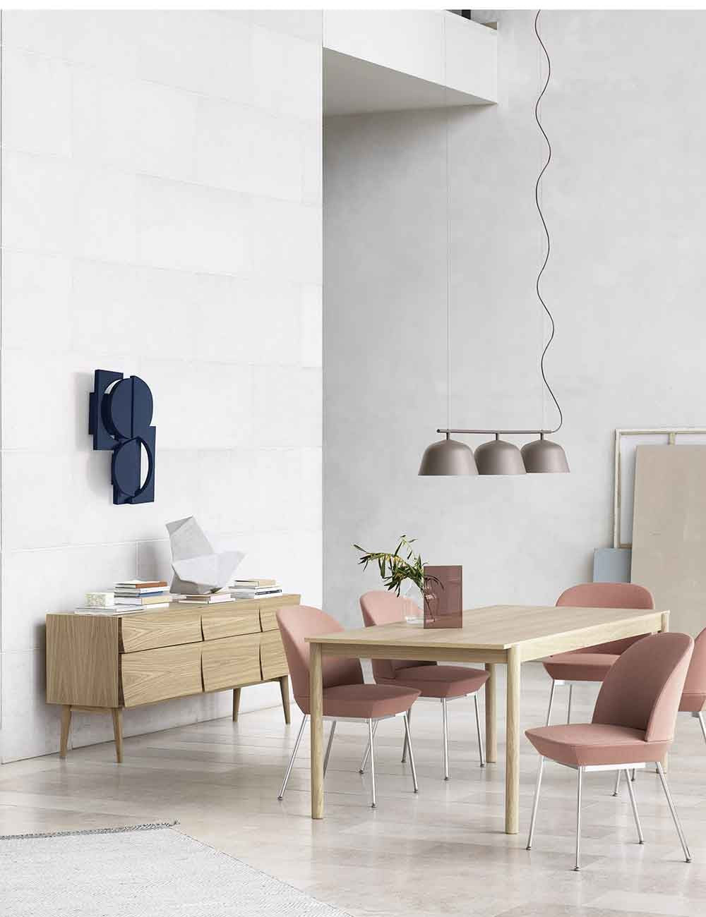 credenza riflettente