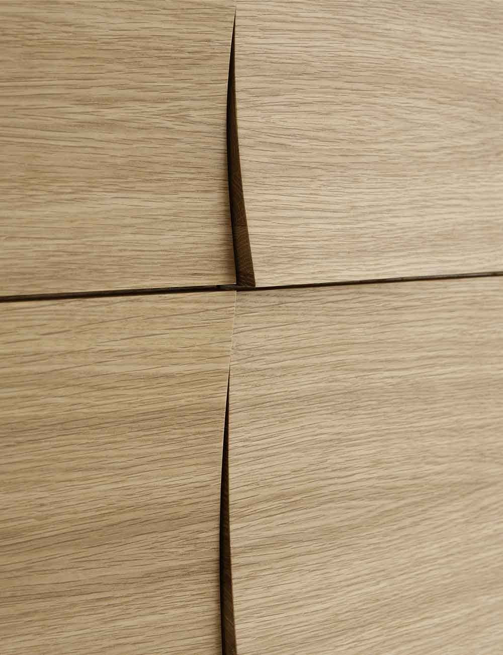 credenza riflettente piccola