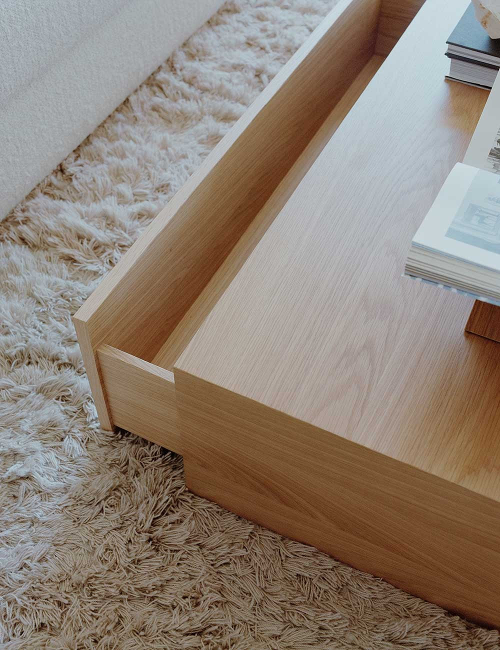 MASS COFFEE TABLE