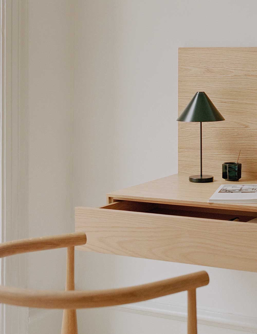 Scrivania a parete Tana