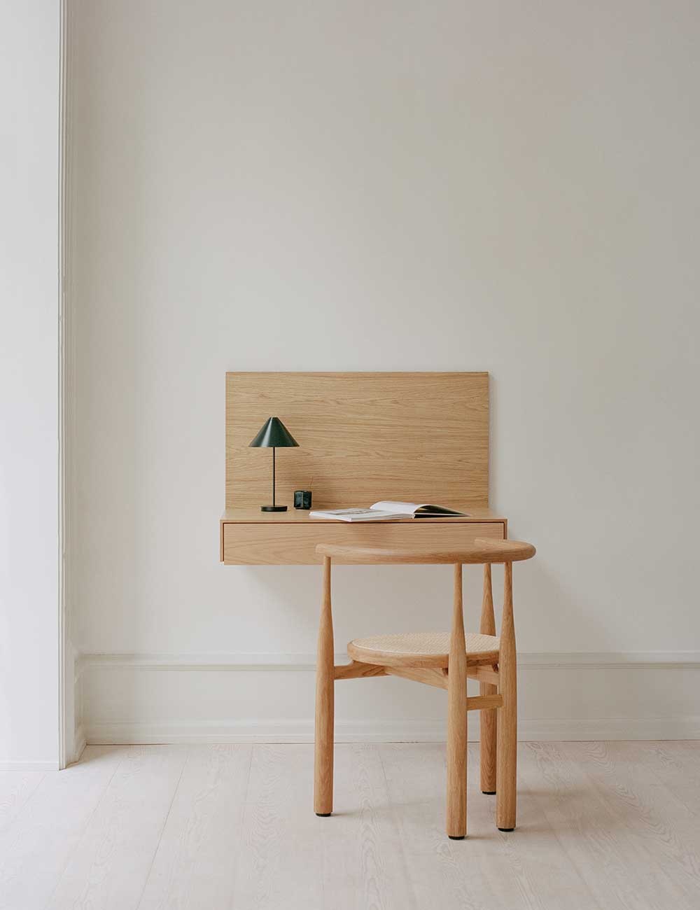 Scrivania a parete Tana