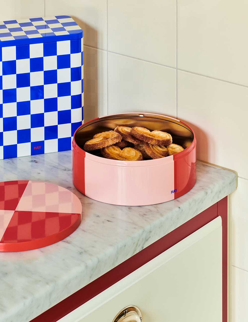 TIN CONTAINER ROUND