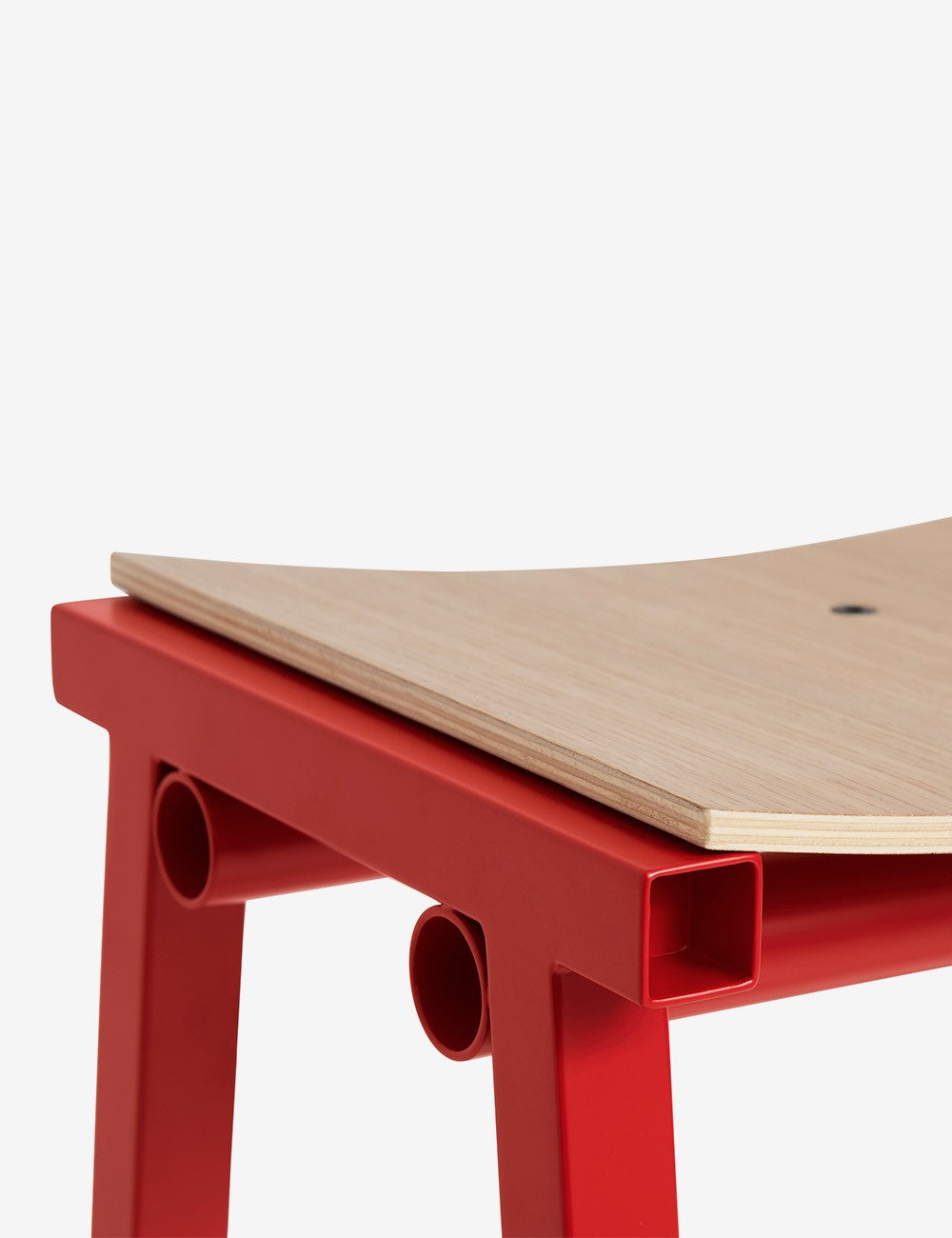 TABURETE 8 BAR STOOL H75