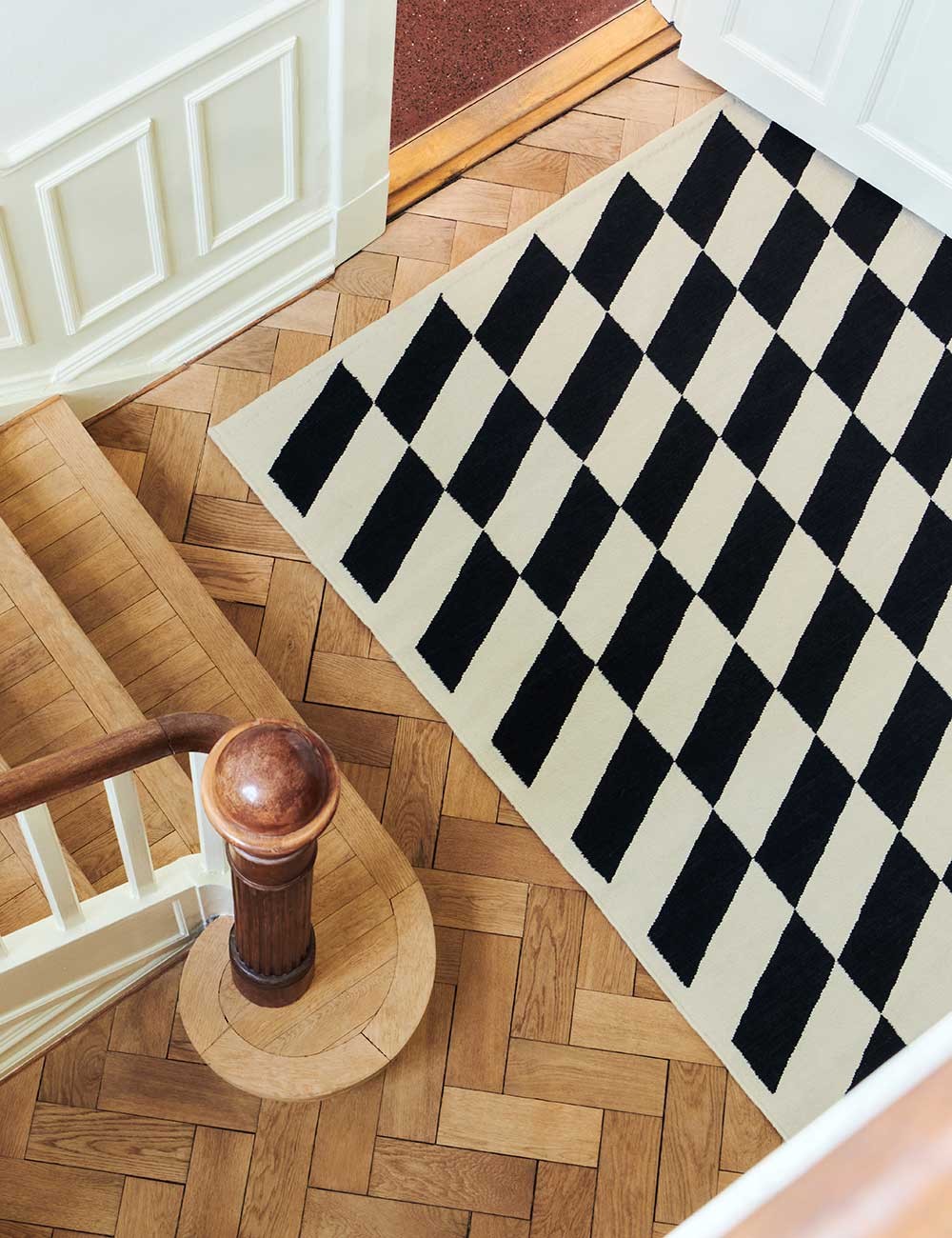 shift kelim rug