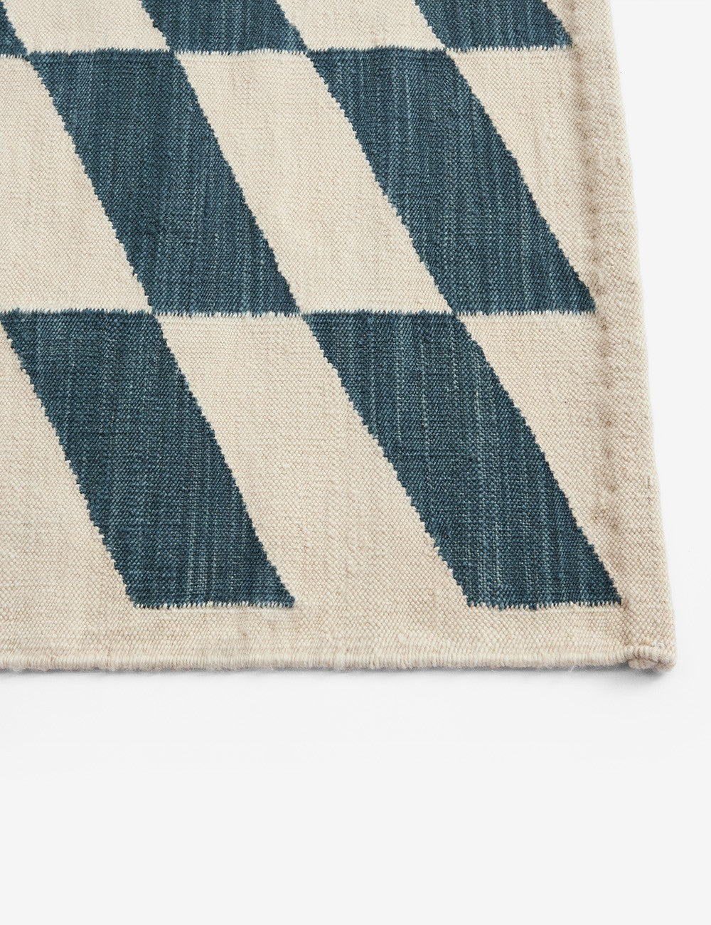 shift kelim rug