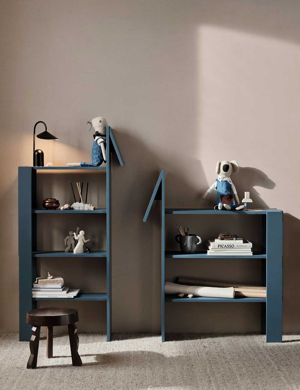 horse bookcase