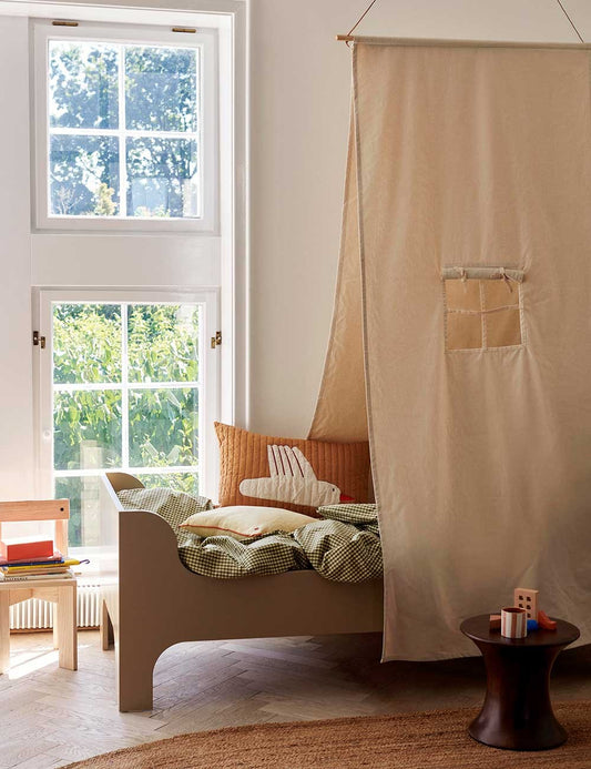 SETTLE BED CANOPY