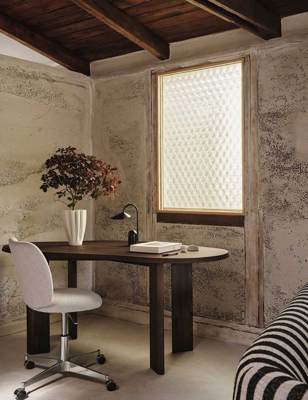 TARN DESK